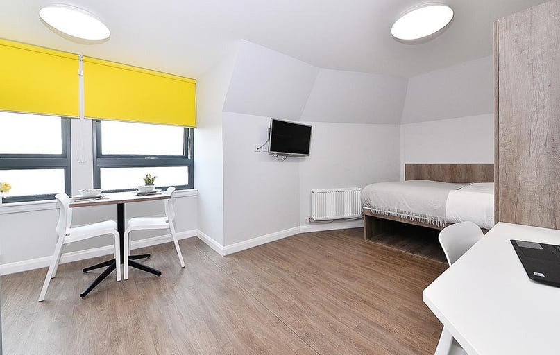 Gorgie Road, Gorgie, Edinburgh - Image 1